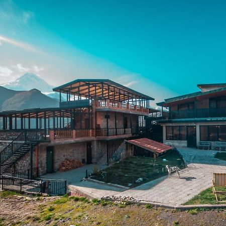 Vache Hotel Kazbegi Εξωτερικό φωτογραφία