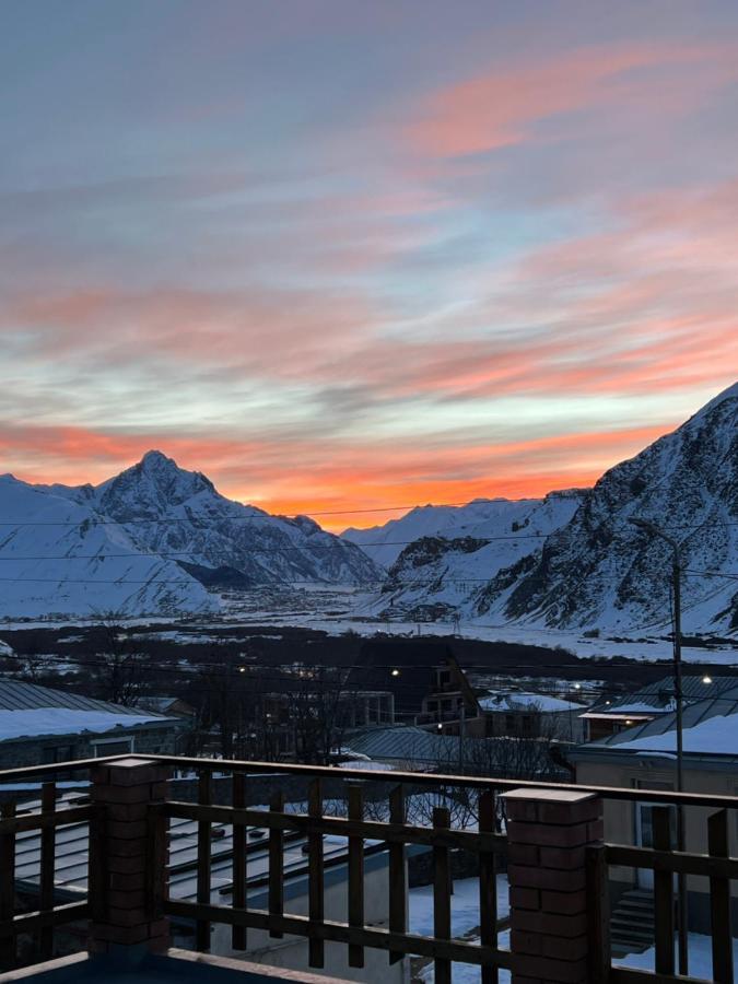 Vache Hotel Kazbegi Εξωτερικό φωτογραφία