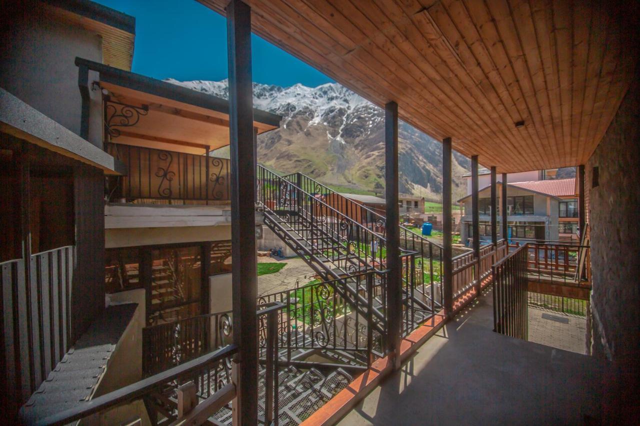 Vache Hotel Kazbegi Εξωτερικό φωτογραφία