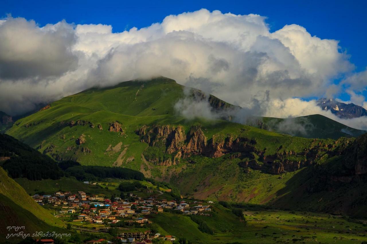 Vache Hotel Kazbegi Εξωτερικό φωτογραφία